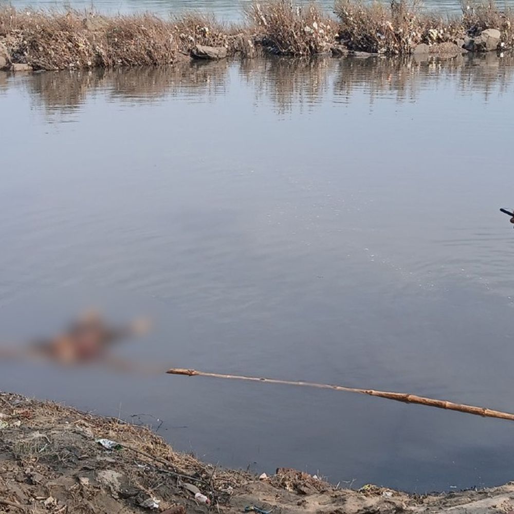 धनबाद में दामोदर नदी से बच्ची का मिला शव:  चार दिन पहले नहाने के दौरान डूबी थी, एनडीआरएफ कर रही थी तलाश – Dhanbad News