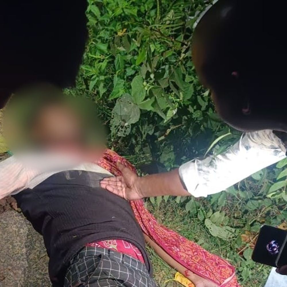 बिजली के खंभे से टकराई बाइक:झारखंड के युवक की पीरपैंती में मौत, सूचना मिलते ही परिजनों में चीख पुकार मची