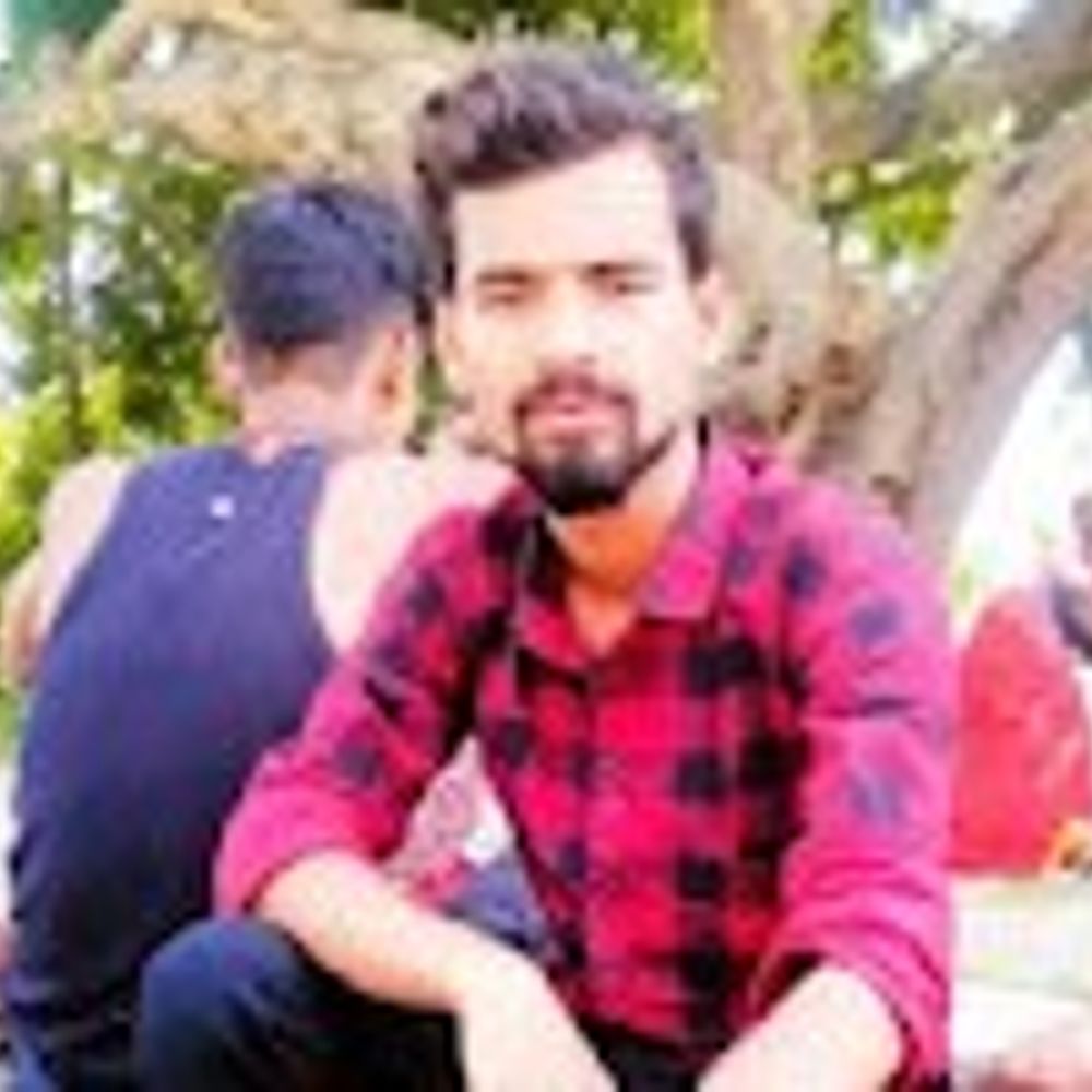 मुंबई में ट्रेन से गिरकर सीतामढ़ी के युवक की मौत:गर्भवती पत्नी और डेढ़ साल के बेटे का रो-रोकर बुरा हाल, परिवार का इकलौता सहारा था