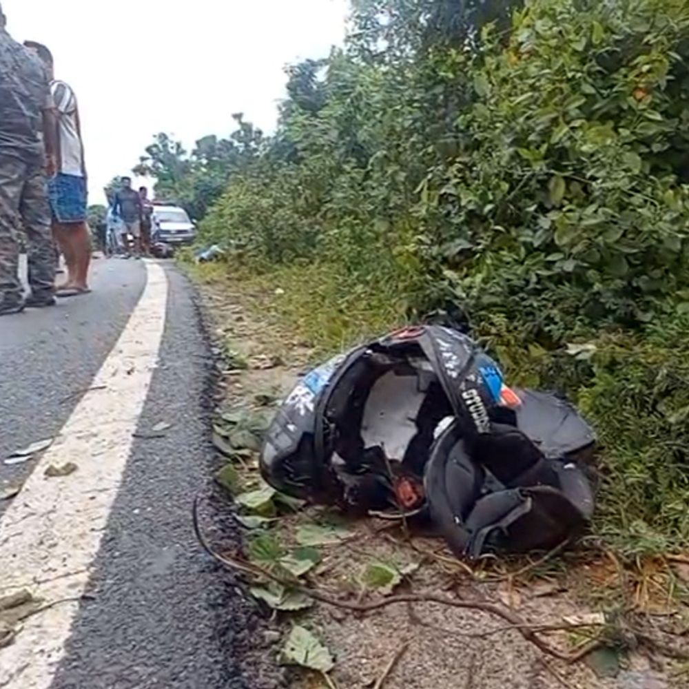 लातेहार में दो सड़क हादसे में दो की मौत:  अज्ञात वाहनों की टक्कर से बाइक सवार दोनों युवकों की गई जान – latehar News
