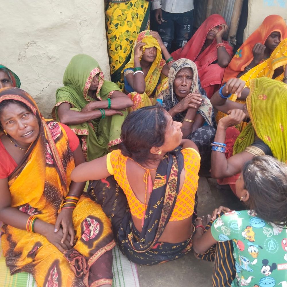 मधुबनी के सरकारी अस्पताल में प्रसूता की मौत:परिजनों का आरोप- डॉक्टर की लापरवाही से कटी नस, रेफर करने के समय महिला ने दम तोड़ा