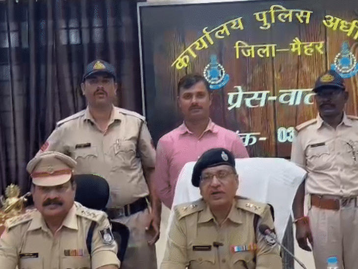 मौसी की लाश से रेप, संदूक में डाली लाश:चोरी की नीयत से घर में घुसे भतीजे की करतूत, रॉड मारकर की थी हत्या; गिरफ्तार