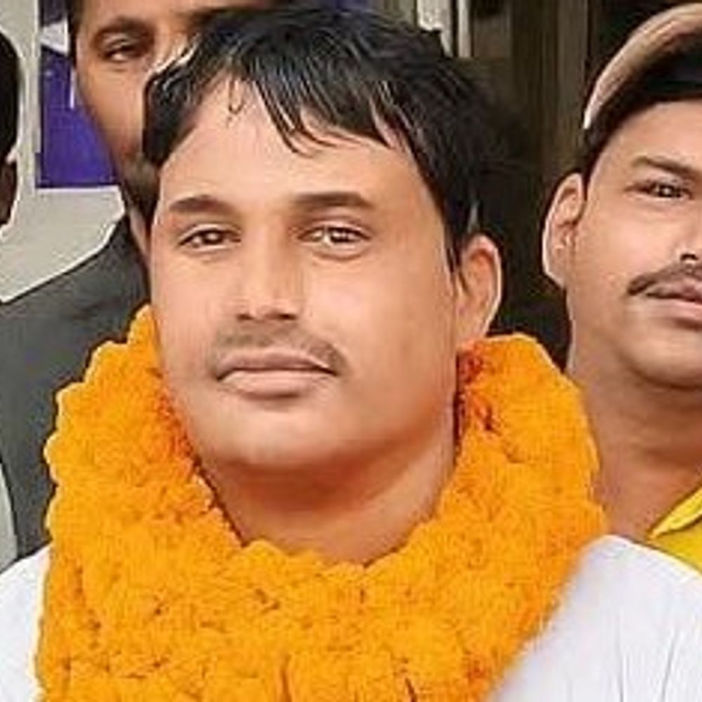 ठगी के आरोप में शमीम अख्तर गिरफ्तार:  गाड़ी दिलाने के नाम पर लोगों से की थी ठगी, गांडेय विधानसभा से लड़ चुका है चुनाव – Giridih News