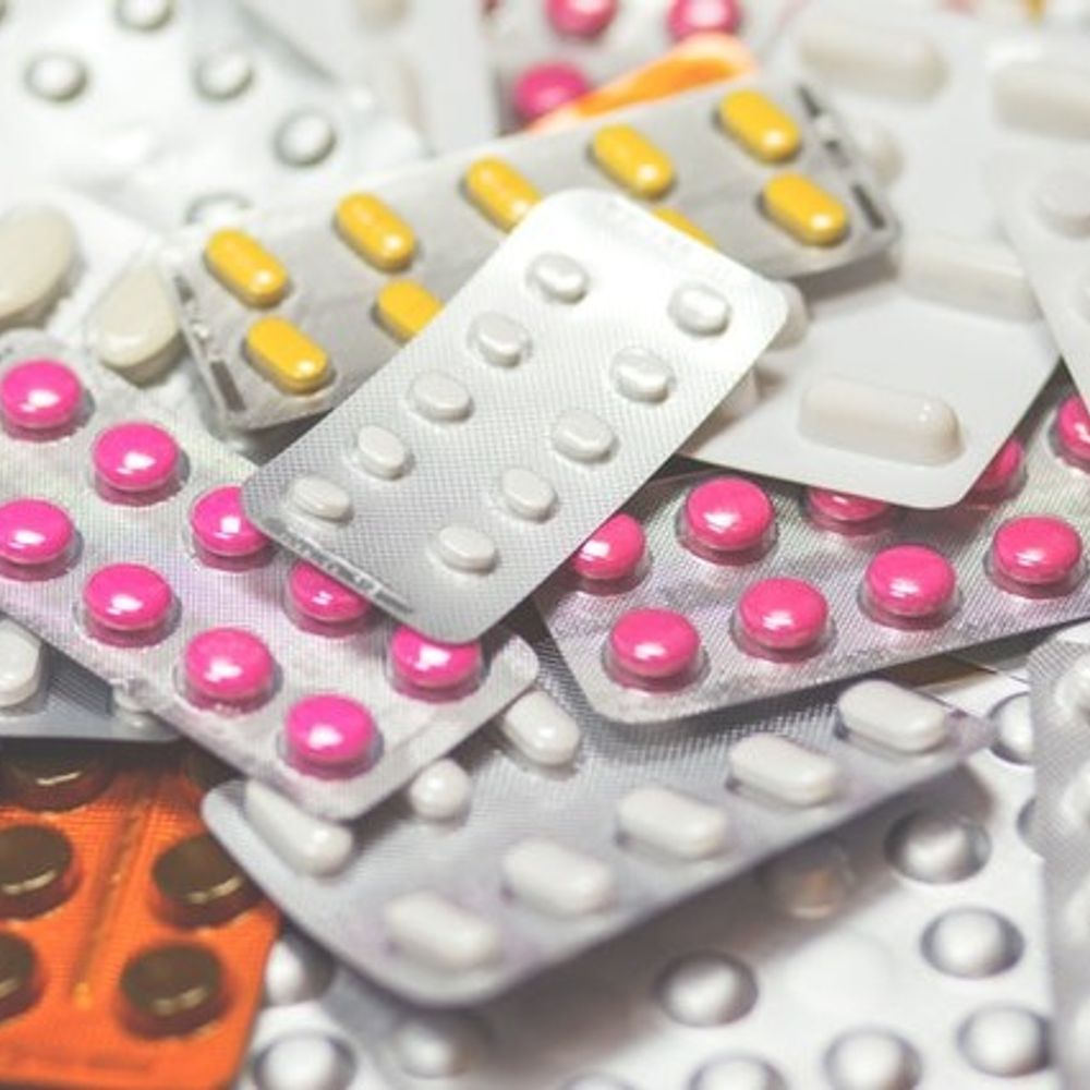 अब दवाओं का लाइसेंस मिलना आसान होगा:ड्रग्स और क्लीनिकल ट्रायल्स के नियमों को बदल रही सरकार, फार्मा सेक्टर को फायदा