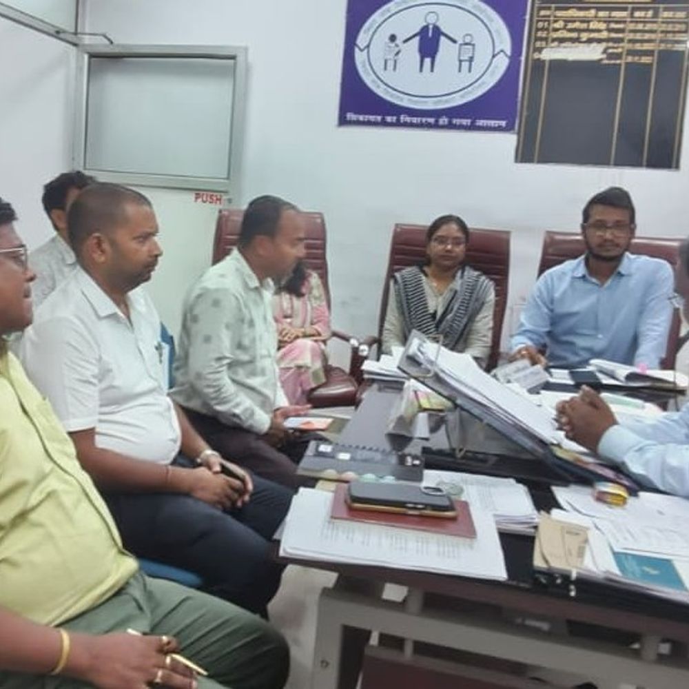 मिशन 60 के तहत जमुई में मतदाता जागरुकता अभियान:नुक्कड़ नाटक, प्रभातफेरी और रैली से मतदान प्रतिशत बढ़ाने की तैयारी