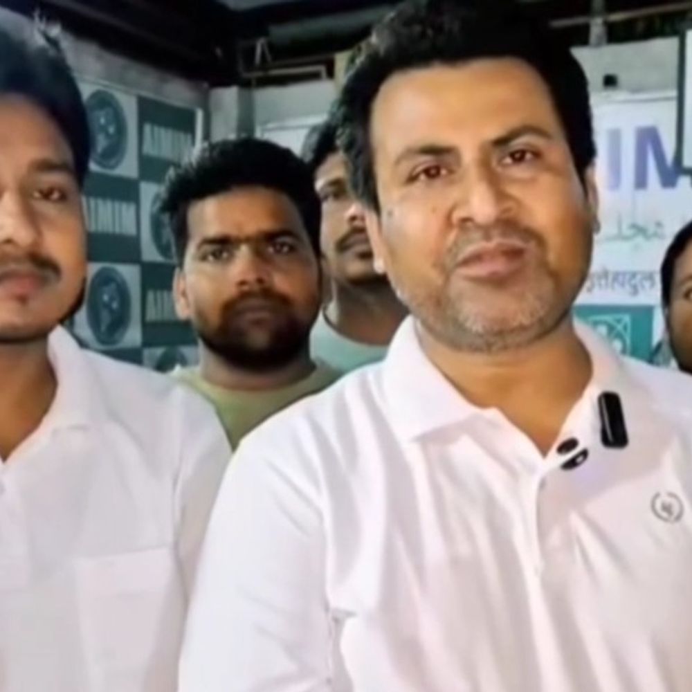 किशनगंज में राजद को झटका:पूर्व जिला अध्यक्ष सरवर आलम AIMIM में हुए शामिल, राजनीतिक समीकरण बदलने की संभावना