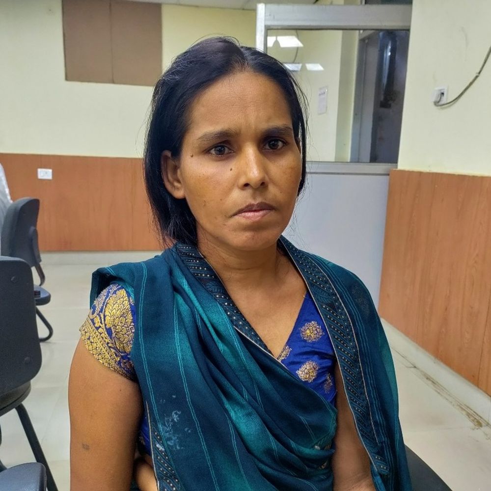 'मेरे पति को जान से मारने के बाद करंट दिया':विधवा पत्नी न्याय की लगा रही गुहार, दो दोस्तों में मुर्गा-दारू के लिए हुई थी लड़ाई