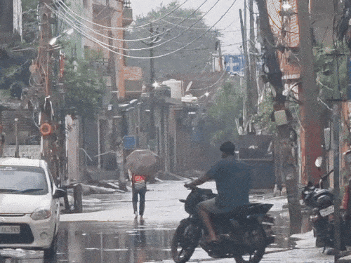 गुरुग्राम समेत 6 जिलों में बारिश का अलर्ट:3 नदियां उफान पर, 2 जिलों में बाढ़ जैसे हालात; 11 लोगों की मौत हो चुकी