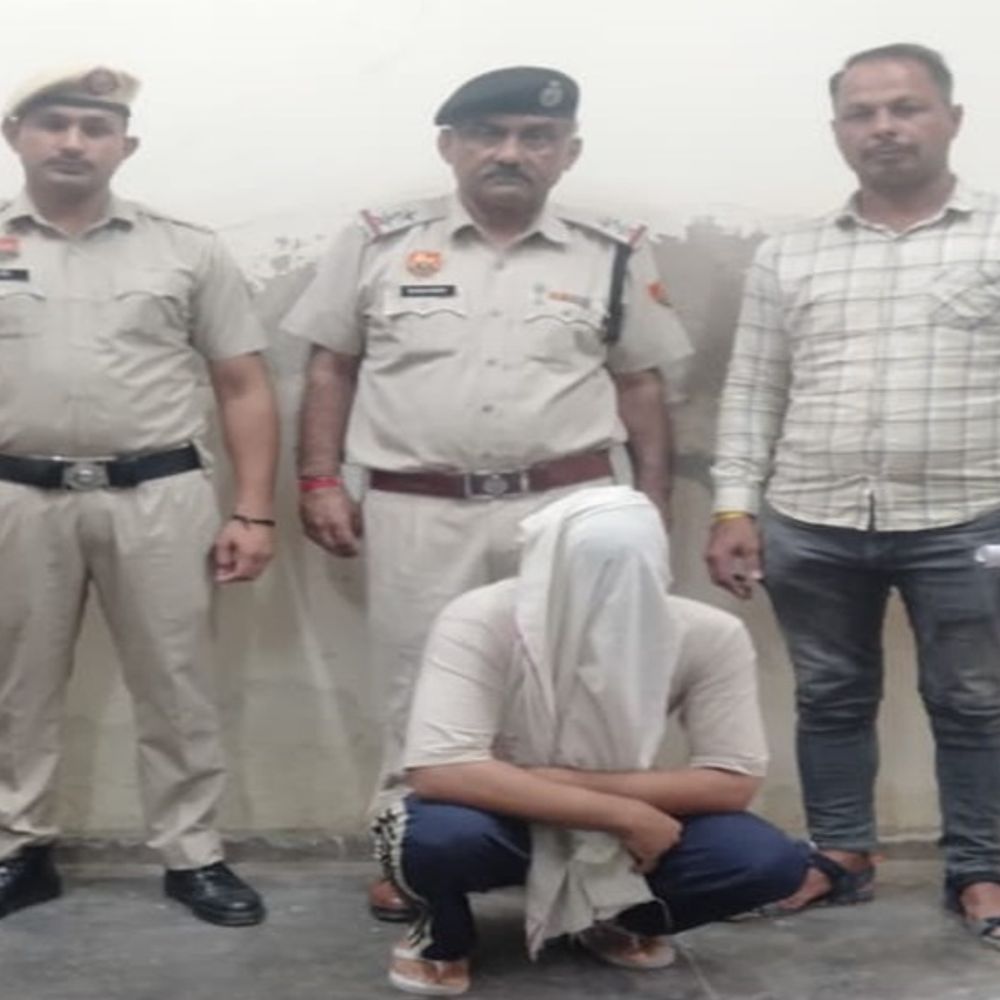 नकली सोना पर लोन देने वाला ब्रांच मैनेजर गिरफ्तार:दादरी में मिलीभगत कर 39 लाख का किया था गबन,सोनीपत का रहने वाला