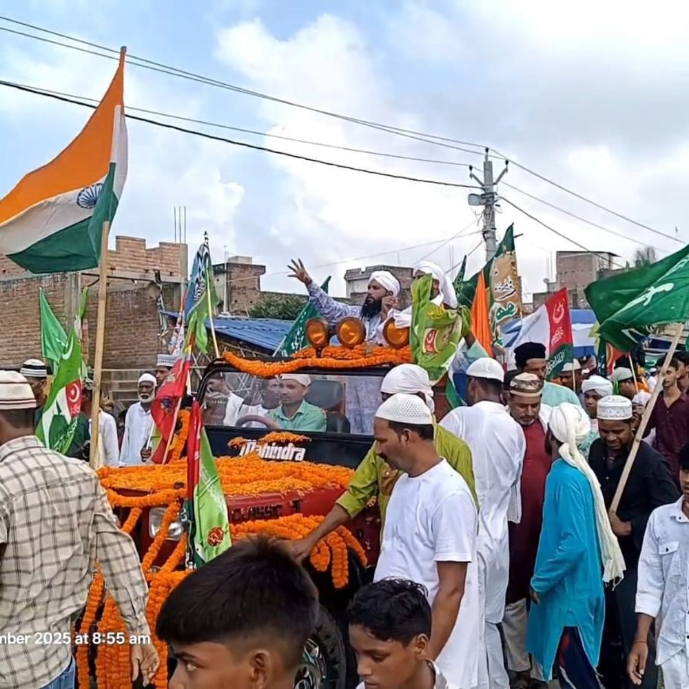 ईद मिलाद-उन-नबी पर राटन में जुलूस:सैकड़ों लोगों ने किया गांवों का भ्रमण, रात में जलसे का आयोजन होगा