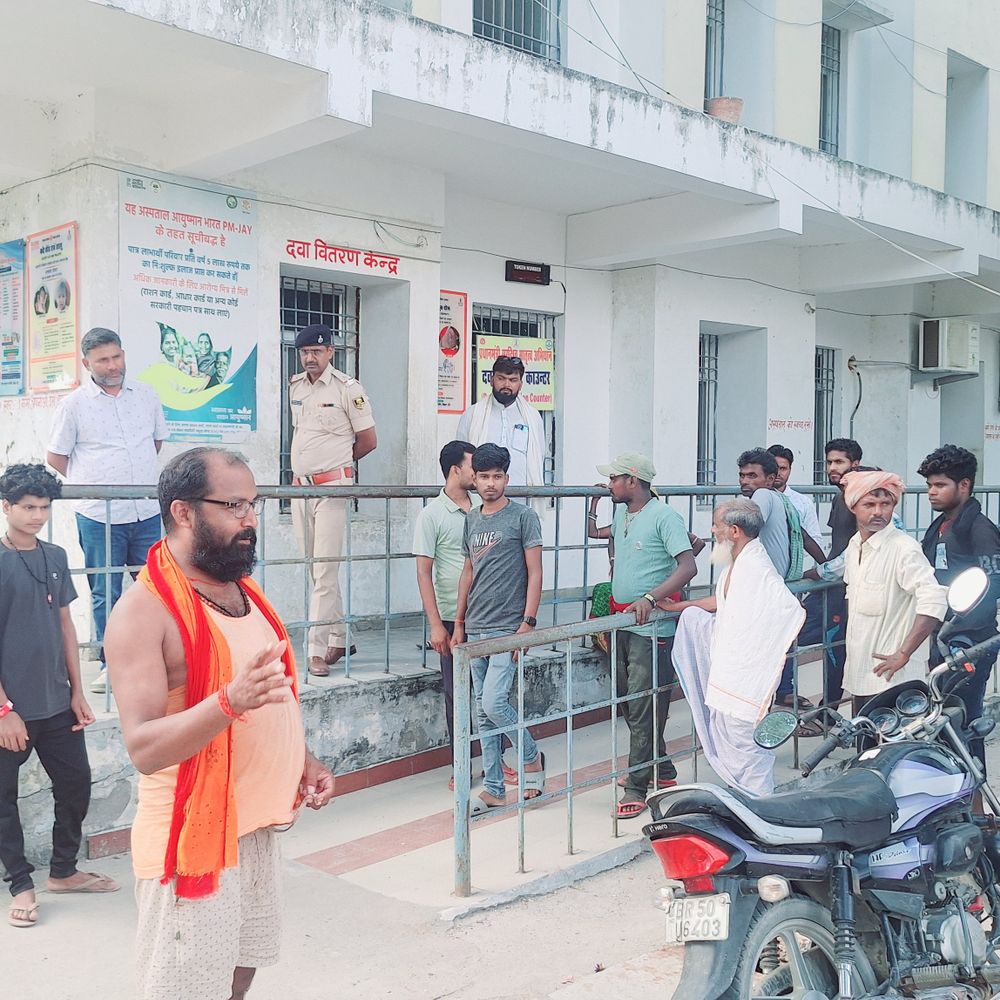 सरकारी अस्पताल में प्रसव के दौरान नवजात की मौत; हंगामा:परिजनों ने इलाज में लापरवाही बरतने का लगाया आरोप, डॉक्टर बोले- स्टिल बर्थ का मामला