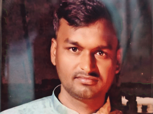 कारोबारी ने 19 पेज का सुसाइड नोट छोड़कर की खुदकुशी:नालंदा में फंदे से लटका मिला शव, मामा और दोस्त पर पैसे लेकर न लौटाने का आरोप