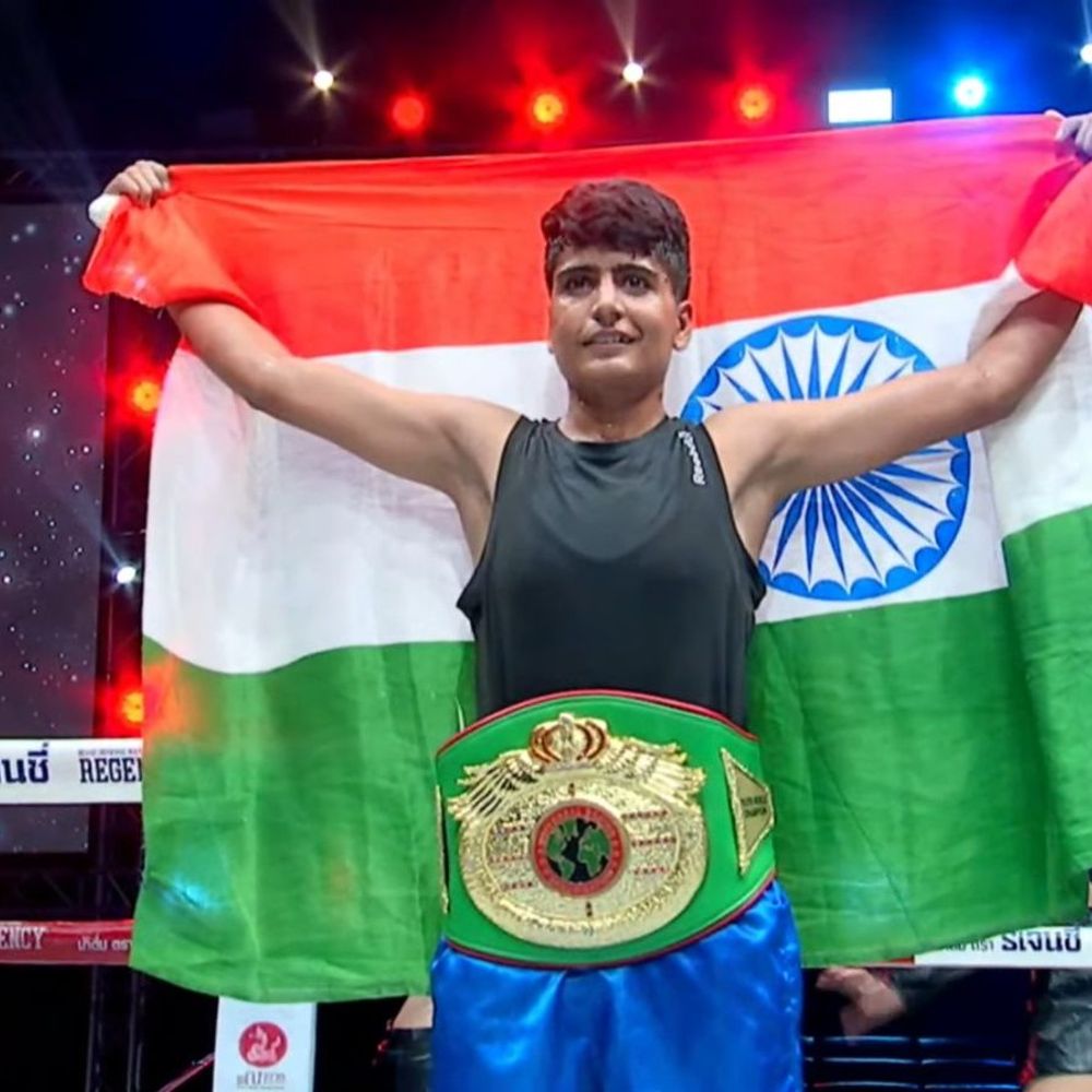 टोहाना की मोनिका ने थाईलैंड में जीता गोल्ड:प्रो बॉक्सिंग चैंपियनशिप, पाकिस्तान की खिलाड़ी को किया नॉकआउट, गांव में खुशी का माहौल