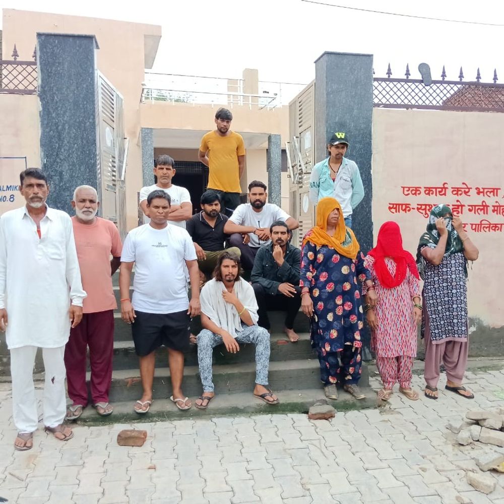 महम में सामुदायिक केंद्र निर्माण में घोटाला का आरोप:  45 लाख खर्च के बाद भी अधूरा काम, दीवारें जर्जर; स्थानीय लोगों ने की जांच की मांग – meham News