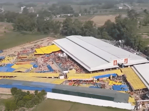 सतलोक आश्रम के रामपाल ने हिसार जेल से फैलाया साम्राज्य:आश्रम-कॉल सेंटर खोले,11 केसों में बरी; श्रद्धालु बोले- संत महाराज बाहर आने वाले हैं