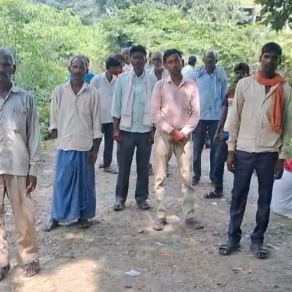 बदायूं में सड़क हादसे में युवक की मौत:गंगा एक्सप्रेसवे पर हुआ हादसा, पानी के गड्ढे में मिला शव