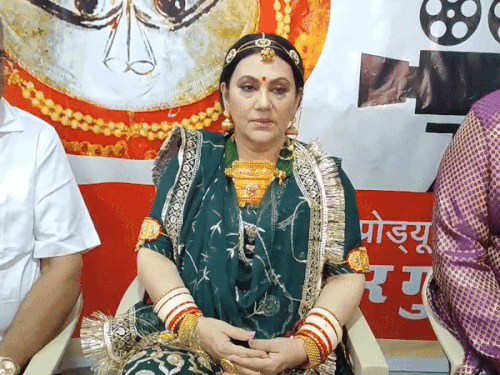 नारनौल में 'माता महासर धाम' फिल्म की शूटिंग:दीपिका चिखलिया और अखिलेंद्र मुख्य किरदार में; बोले-संस्कृति और देवी-देवताओं की महत्ता समझाना जरूरी