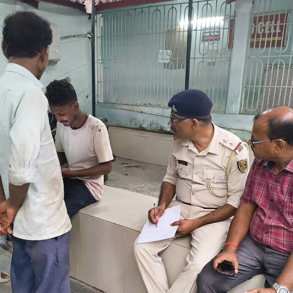 सीतामढ़ी में कुख्यात ऋषि मंडल को बदमाशों ने बनाया निशाना:कई आपराधिक मामलों का आरोपी है ऋषि मंडल, इलाके में फैली दहशत