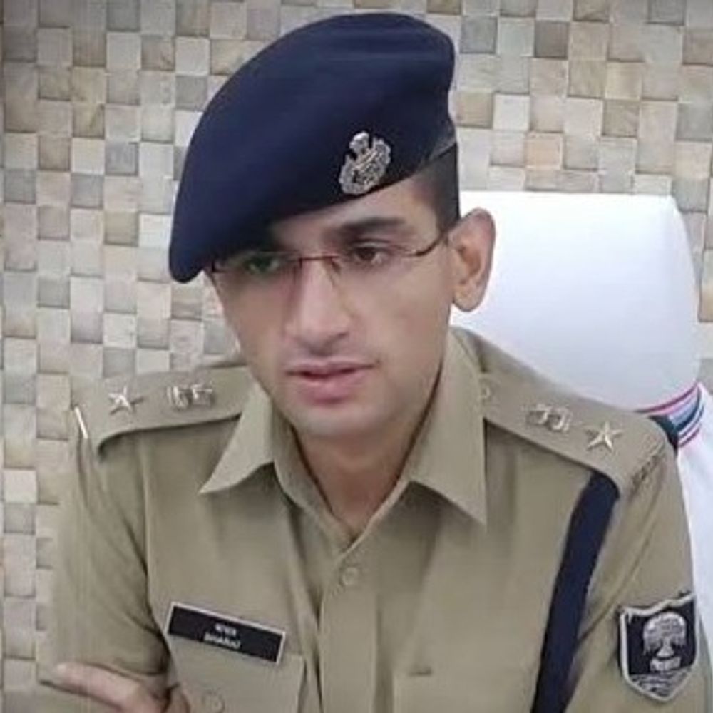 नालंदा में 12 पुलिस पदाधिकारियों का तबादला:अस्थावां थाना के अध्यक्ष होंगे उत्तम कुमार, संजय पासवान को SC-ST थाने की कमान
