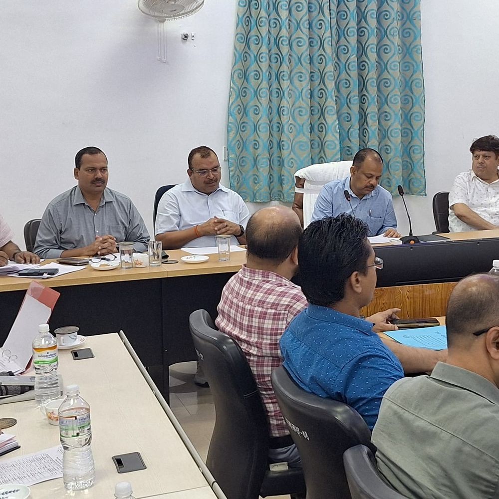 सहरसा में विधानसभा चुनाव 2025 की तैयारी को लेकर बैठक:DM ने की समीक्षा, सभी विभागों को समय पर काम पूरा करने का दिया निर्देश