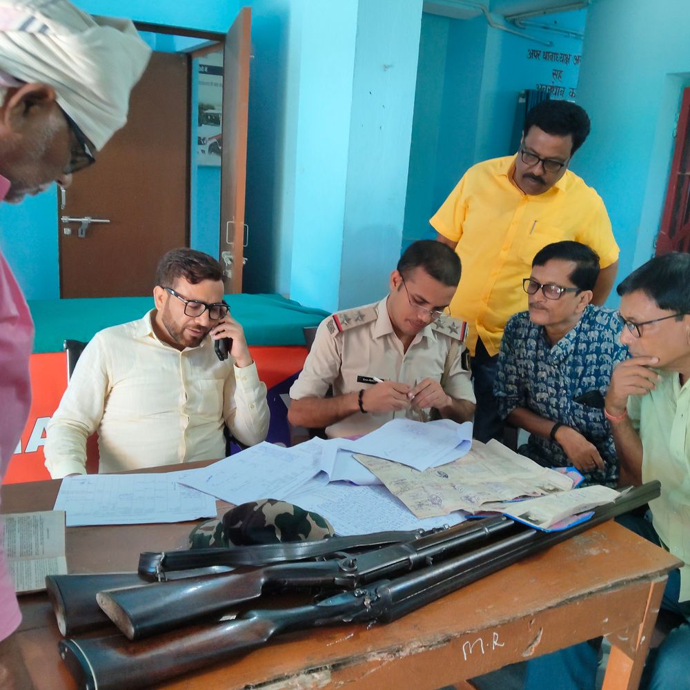 चौथम में विधानसभा चुनाव से पहले लाइसेंसी हथियारों की जांच:67 में से 50 शस्त्रों और कारतूस का सत्यापन किया गया