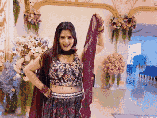 हरियाणवी एक्ट्रेस अंजलि राघव लड़ेंगी कानूनी लड़ाई:बोलीं-जिन ID से मेरी ट्रोलिंग हुई, उन्हीं से पवन सिंह का प्रमोशन; महिला आयोग ने मांगी रिपोर्ट