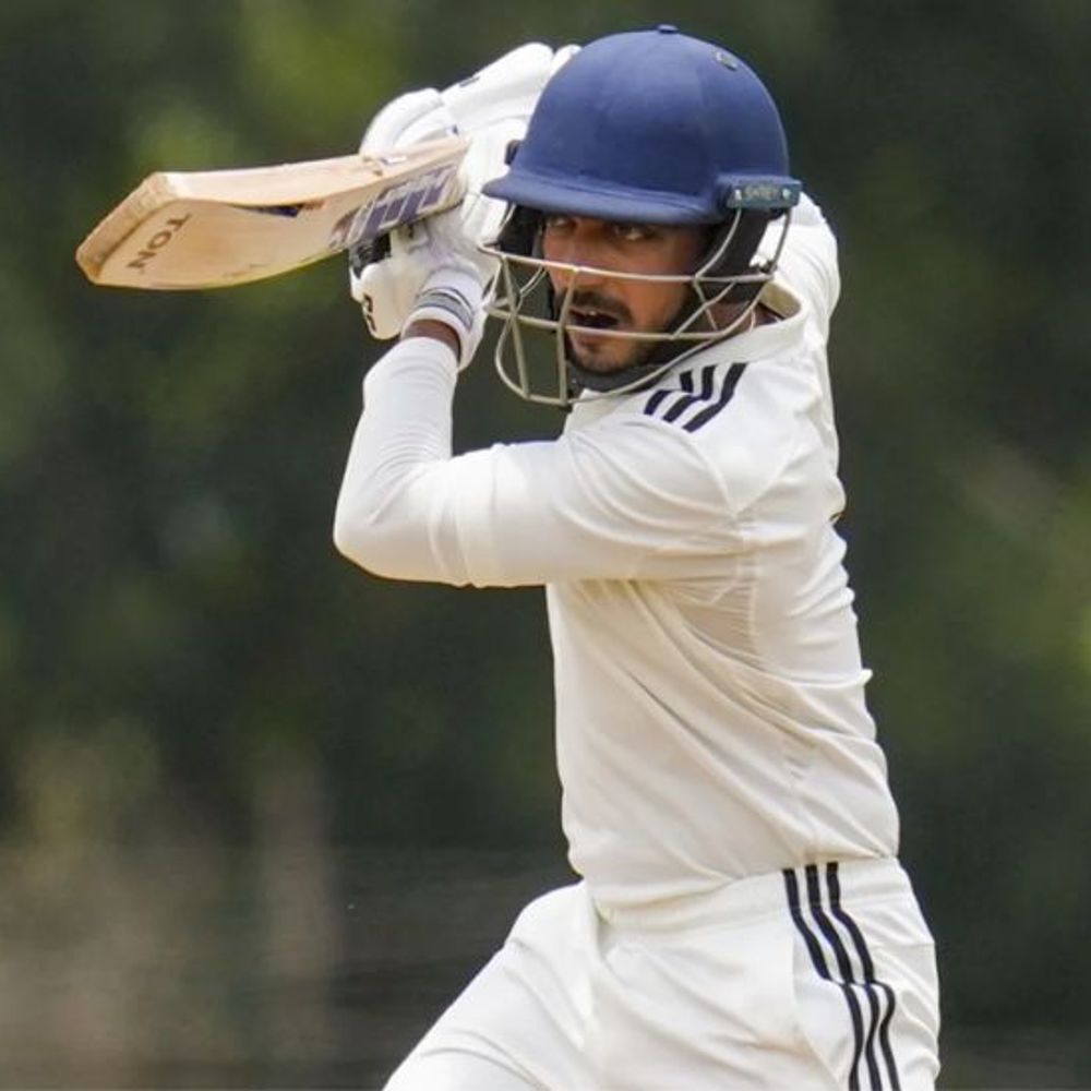 दलीप ट्रॉफी फाइनल- सेंट्रल जोन ने टॉस जीतकर बॉलिंग चुनी:टीम के पिछले 5 मैचों में 3 ड्रॉ रहे, साउथ जोन ने पिछले 5 में से 3 मैच जीते