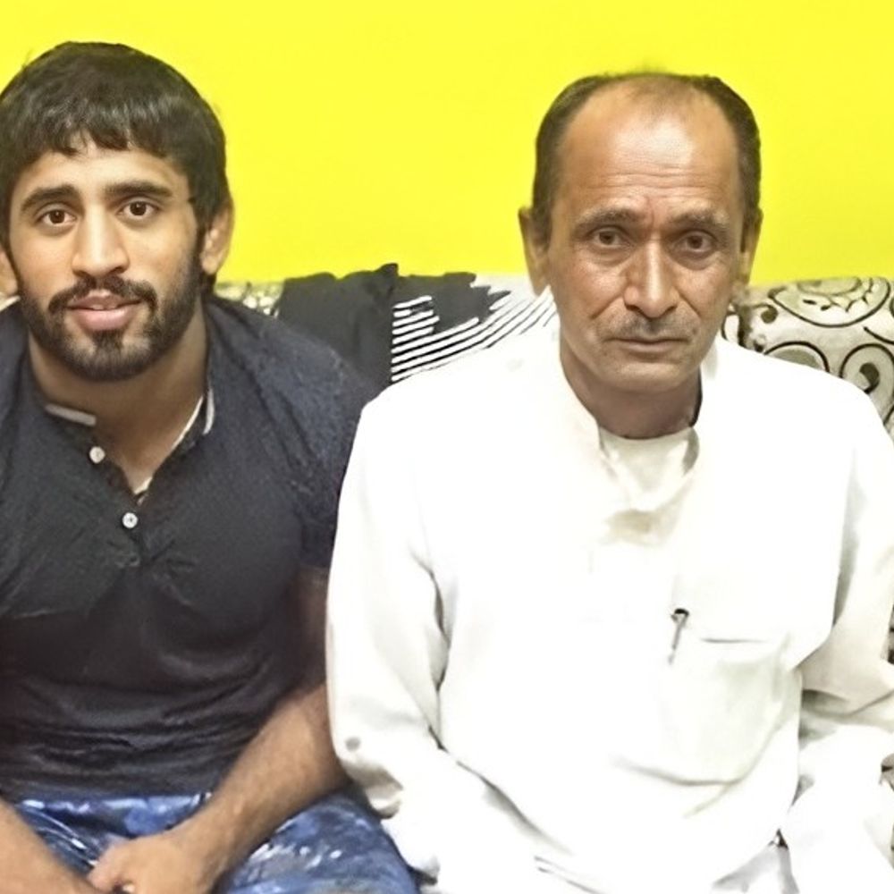 बजरंग पूनिया के पिता का आज अंतिम संस्कार:दिल्ली में अंतिम सांस ली, ओलिंपियन रेसलर ने लिखा- पूरे परिवार की रीढ़ थे