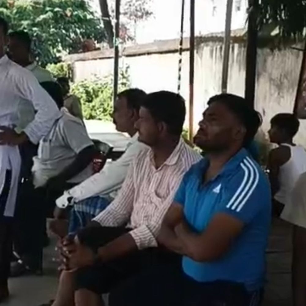 रामपुर में छोटे भाई को बचाने गई बहन डूबी:नदी में नहाने के दौरान हुआ हादसा, गहरे पानी में डूबने से मौत