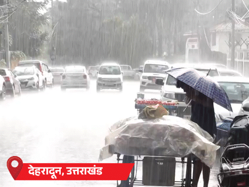 हिमाचल के बिलासपुर में बादल फटा, मंडी में लैंडस्लाइड:10 गाड़ियां मलबे में दबीं, सड़क बही; 15 सितंबर से मानसून की वापसी संभव