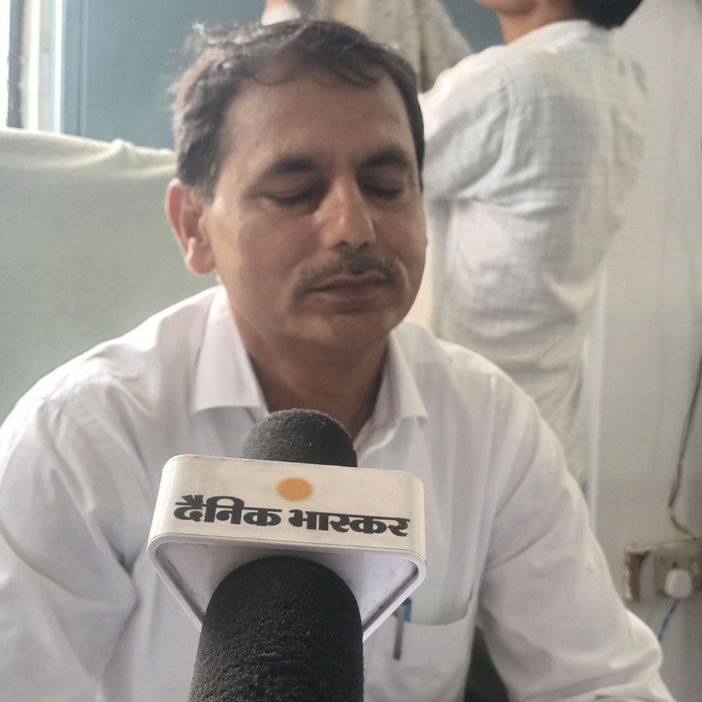 जौनपुर में पंचायत चुनाव से पहले मतदाता सूची की जांच:36 लाख मतदाताओं में से 9.51 लाख संभावित डुप्लीकेट वोटरों की पड़ताल