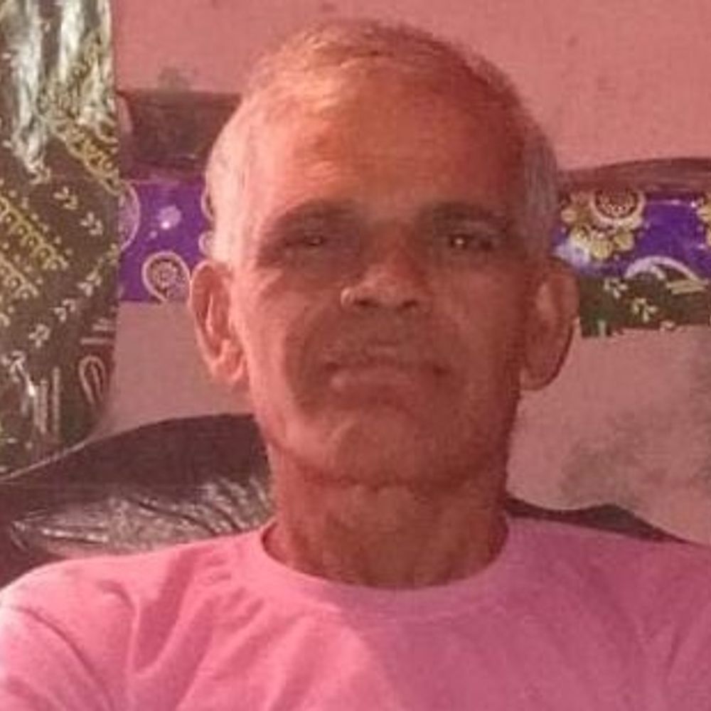 सादाबाद में करंट लगने से बुजुर्ग की मौत:समरसेबल चलाते समय हुआ हादसा, परिवार में मचा कोहराम