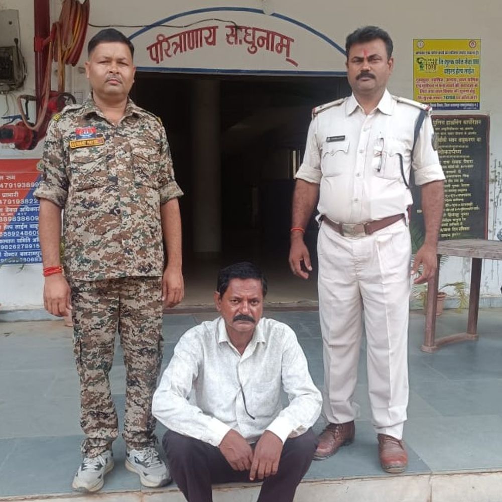 बस-कंडक्टर ने की छेड़छाड़,शादी के बाद पति को किया परेशान:आदिवासी युवती की शिकायत पर 52 साल का आरोपी गिरफ्तार, जेल भेजा