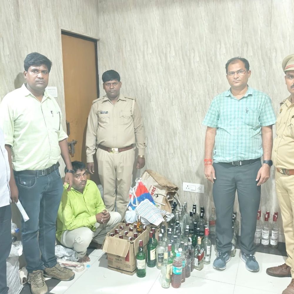 लखनऊ में आबकारी विभाग की बड़ी कार्रवाई:85 लीटर अवैध शराब बरामद, 50 किलो लहन नष्ट, एक गिरफ्तार