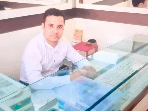 हरियाणा पुलिस को देख सुसाइड करने वाले सुनील की कहानी:RTI एक्टिविस्ट, 3 पुलिसकर्मी पकड़वाए; IPS अफसर से जुड़े केस में खुद को गोली मारी