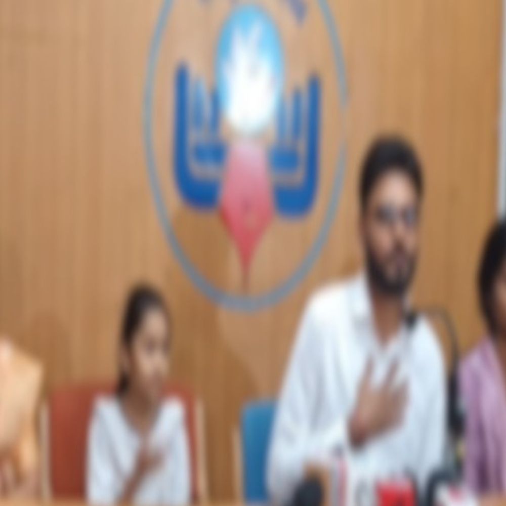 भाजयुमो अध्यक्ष टिकरिया पर यौन शोषण का आरोप:युवती बोली हग-स्मूच किया-टच कराया, राहुल बोले आरोप बेबुनियाद; चरित्र हनन करने वालों पर कराएंगे FIR