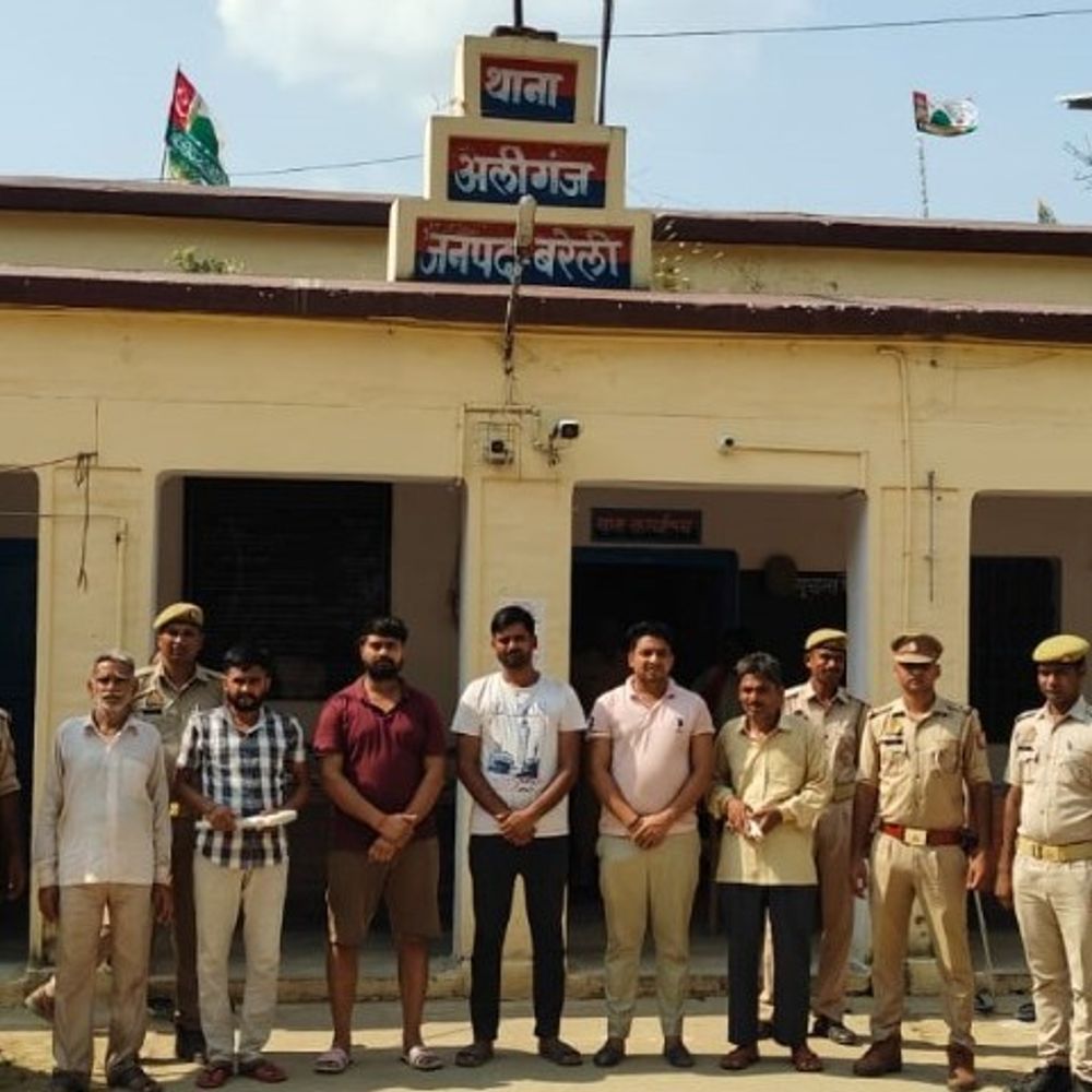 अलीगंज गोलीकांड में SSP की बड़ी कार्रवाई:थानेदार को हटाया, दरोगा और सिपाही सस्पेंड, विभागीय जांच के आदेश, 5 इंस्पेक्टर भी बदले