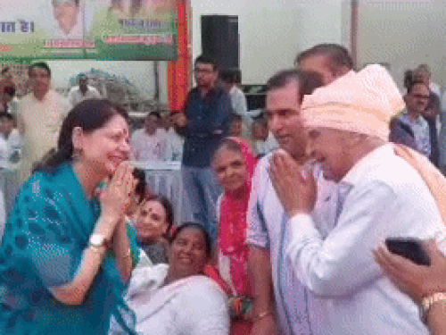 आशा हुड्डा बोलीं-कांग्रेस सरकार में होगा रामराज्य:रोहतक में भूपेंद्र हुड्डा का जन्मदिन मनाया