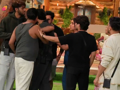 बिग बॉस 19 में अभिषेक-शहबाज के बीच हुई हाथापाई:नियम तोड़ने पर पूरे सीजन के लिए नॉमिनेट हुए, अमाल मलिक और कुनिका की भी हुई जमकर बहस