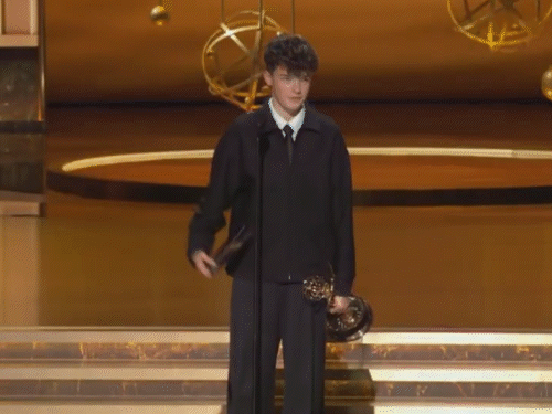 एमी अवॉर्ड्स 2025:'द स्टूडियो' ने 13 अवॉर्ड्स हासिल कर बनाया रिकॉर्ड, बेस्ट सपोर्टिंग एक्टर अवॉर्ड जीतकर 15 साल के ओवेन कूपर बने सबसे युवा विनर