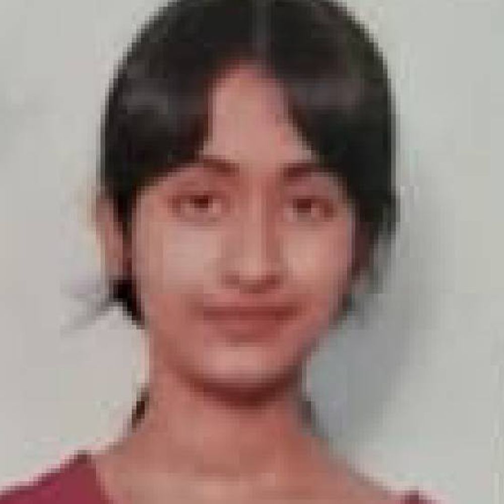 सपा MLA के हॉस्टल में मेडिकल स्टूडेंट का सुसाइड:बहन को दवा लेने के लिए भेजा, कमरा बंद कर फंदे से लटकी
