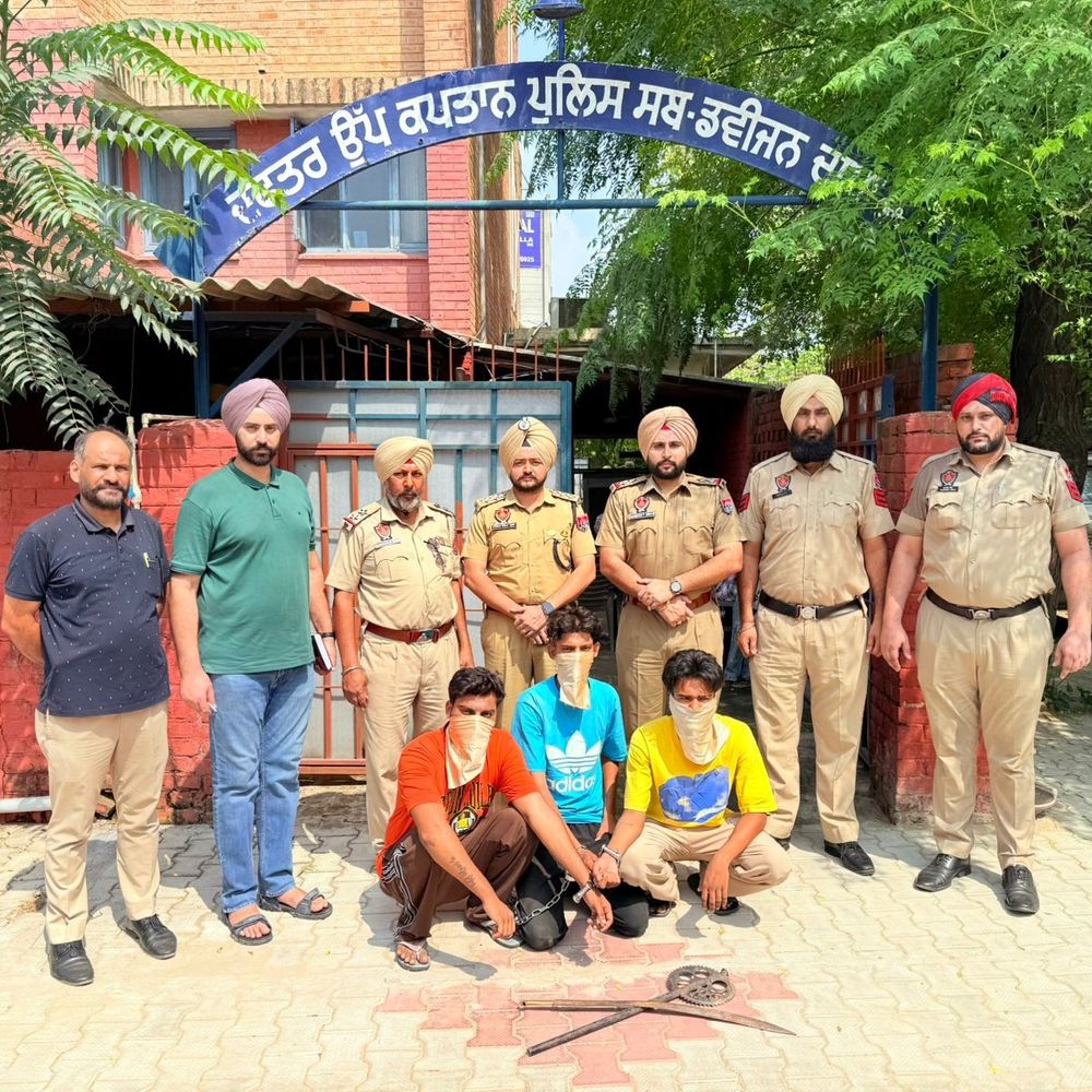 लुधियाना में घर पर फायरिंग करने वाले 3 आरोपी गिरफ्तार:  कार से आए 4 बदमाश, गोली मारकर भागे; साथी फरार – Jagraon News