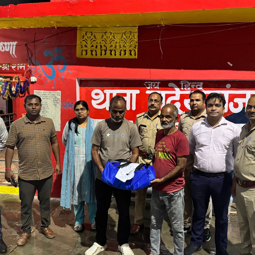 लखनऊ में टनाटन रेस्टोरेंट पर छापा:140 ब्रांडेड शराब की अवैध बोतल बरामद, 2 आरोपी गिरफ्तार