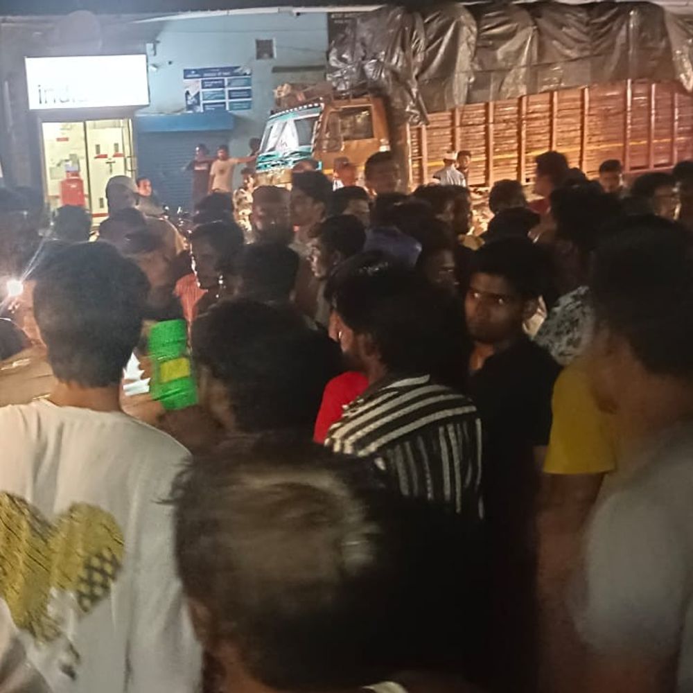 संभल में विजिलेंस टीम पर मारपीट का आरोप:महिला और भाई घायल; इंस्पेक्टर का दावा- खुद गिरी महिला, परिजन बोले- जीने से धक्का दिया