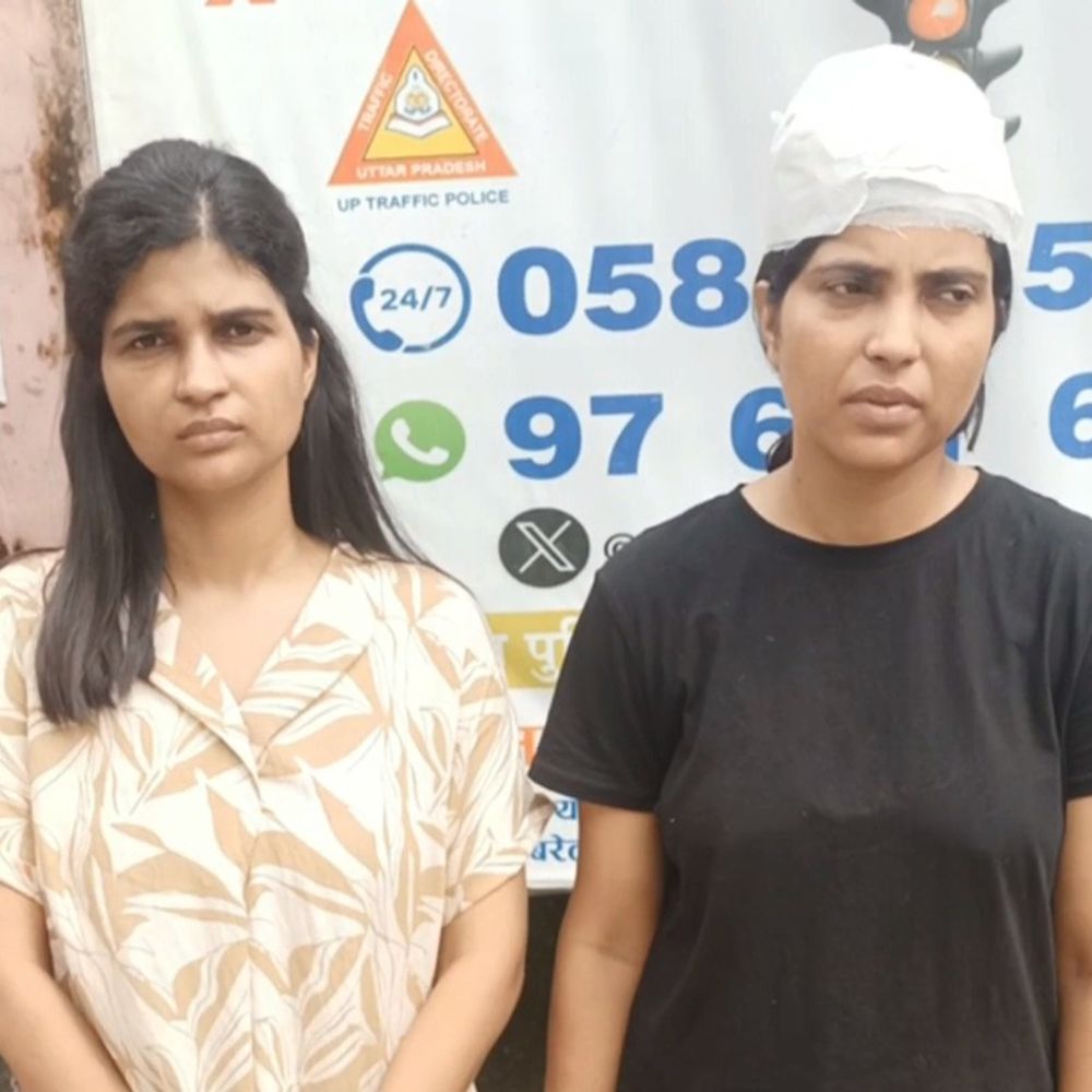 बरेली में युवती से मारपीट मामले में कार्रवाई की मांग:कुत्तों को खाना खिलाने को लेकर डॉक्टर दंपति से हुआ था झगड़ा