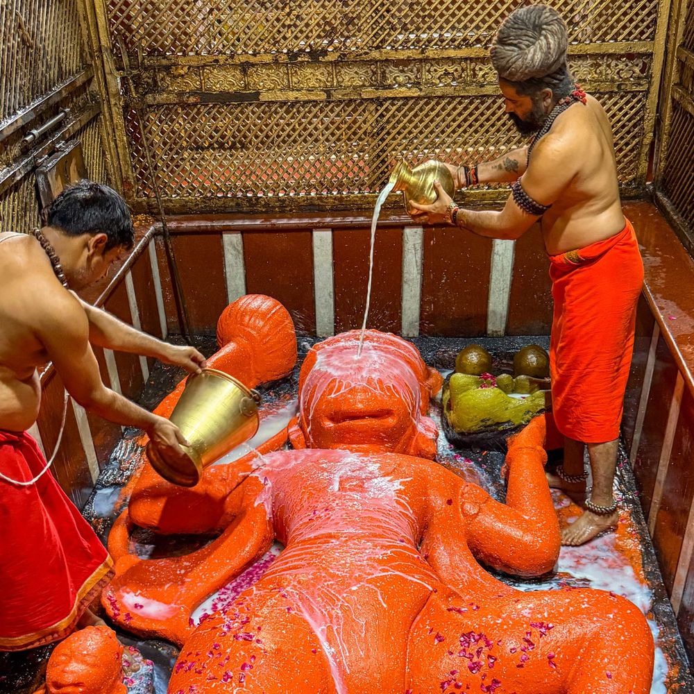11 दिन बाद खुले लेटे हनुमान मंदिर के कपाट:विधिविधान से हुई पूजा-अर्चना, मंदिर में फिर गूंजे जयकारे, भक्तों ने पाए दर्शन