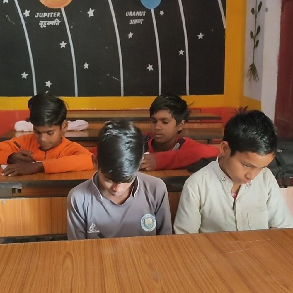 श्रावस्ती में बारिश के कारण आज स्कूल बंद:कक्षा 1 से 12 तक के सभी विद्यालयों में छात्रों के लिए अवकाश, शिक्षक रहेंगे उपस्थित