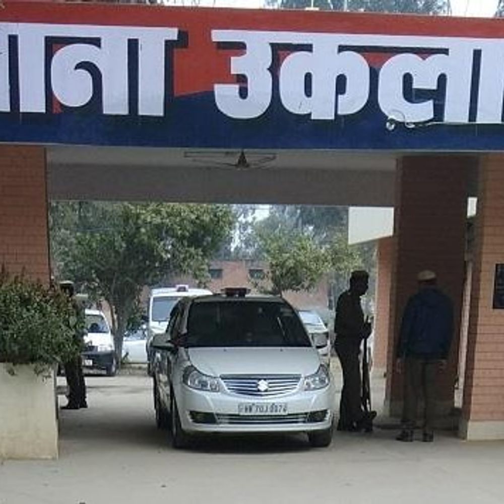 उकलाना नगरपालिका 12 लाख के चेक घोटाले में कार्रवाई:  दो आरोपी गिरफ्तार, 70 हजार रुपए बरामद; तत्कालीन सचिव और प्रधान भी शामिल – Uklanamandi News