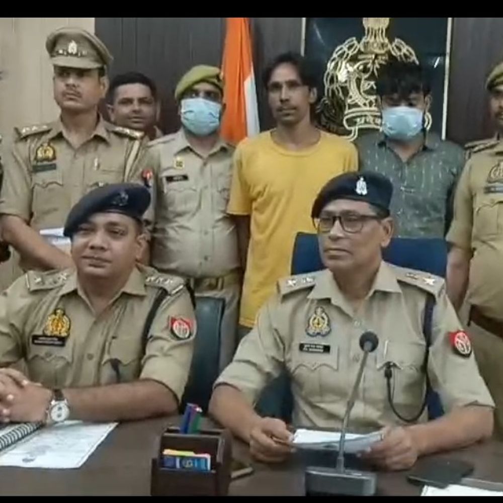 ट्रेडिंग के नाम पर 1.64 करोड़ की साइबर ठगी:मुरादाबाद में दो आरोपी गिरफ्तार, मोबाइल और नकदी बरामद