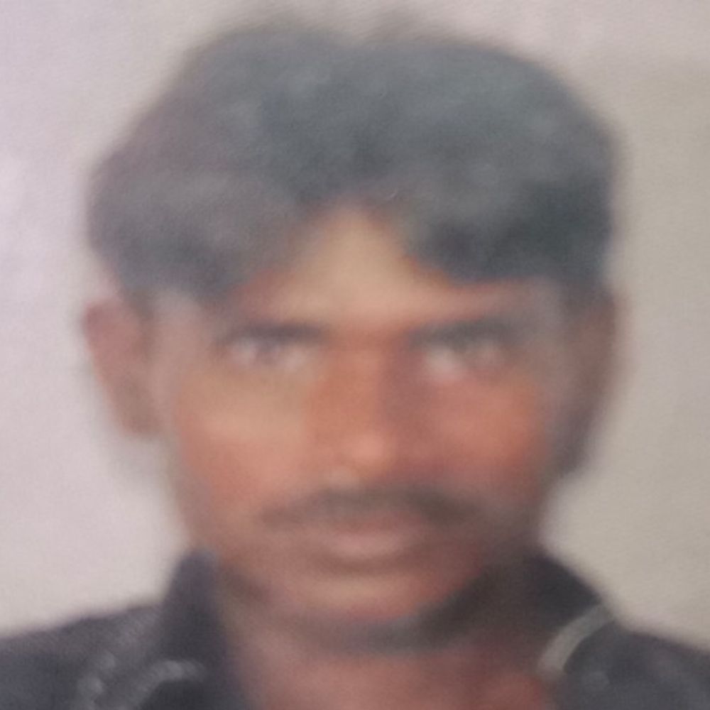 किराए के मकान में ऑटो चालक की मौत:महिला से विवाद के बाद कमरे में बंद हुआ, भाई ने दरवाजा तोड़कर देखा तो मृत मिला